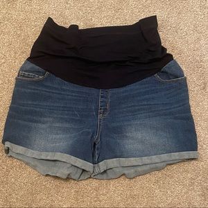 Maternity jeans (shorts)